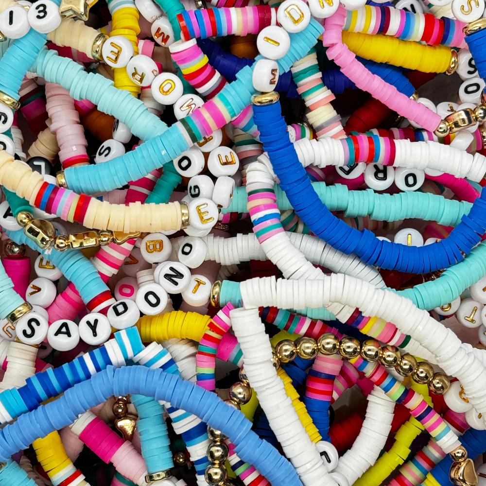 friendship bracelets used as prizes inside bath bombs